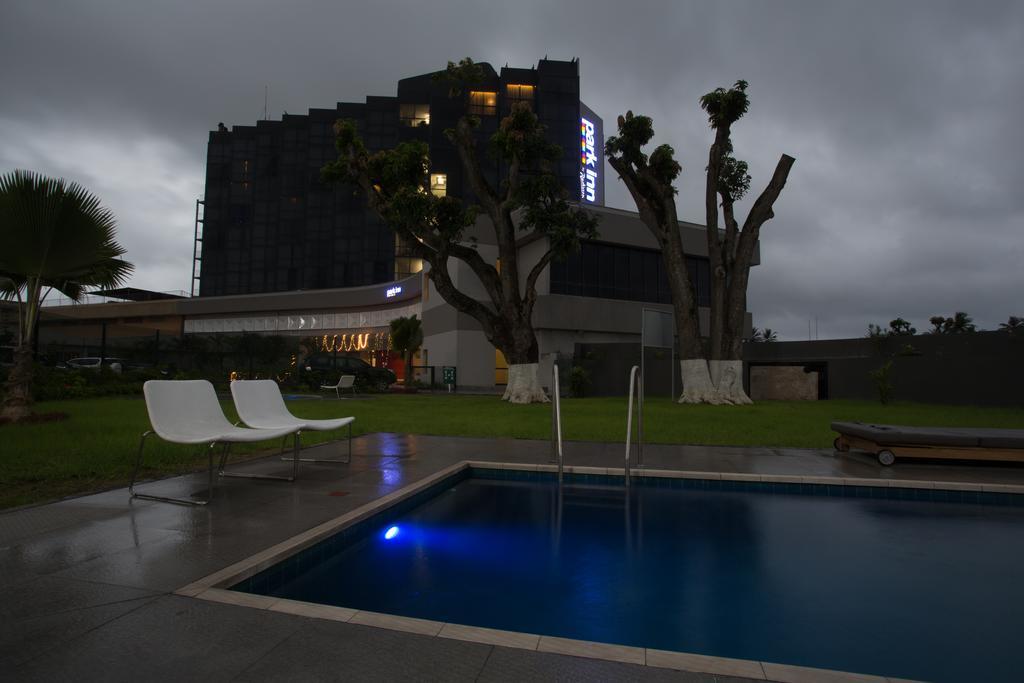 Park Inn By Radisson Libreville Buitenkant foto