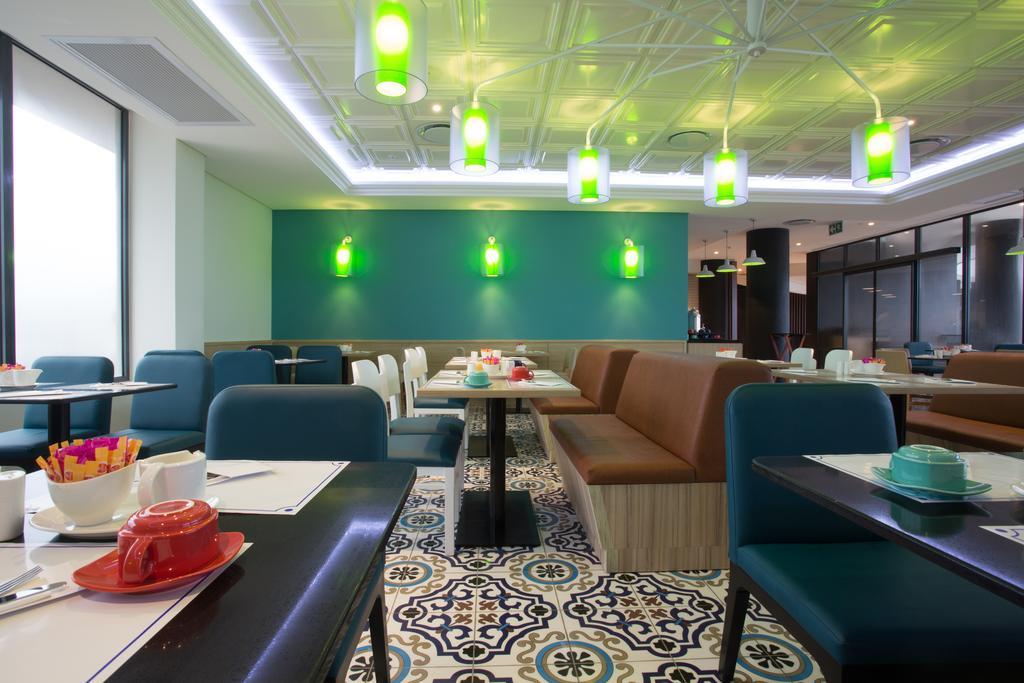 Park Inn By Radisson Libreville Buitenkant foto