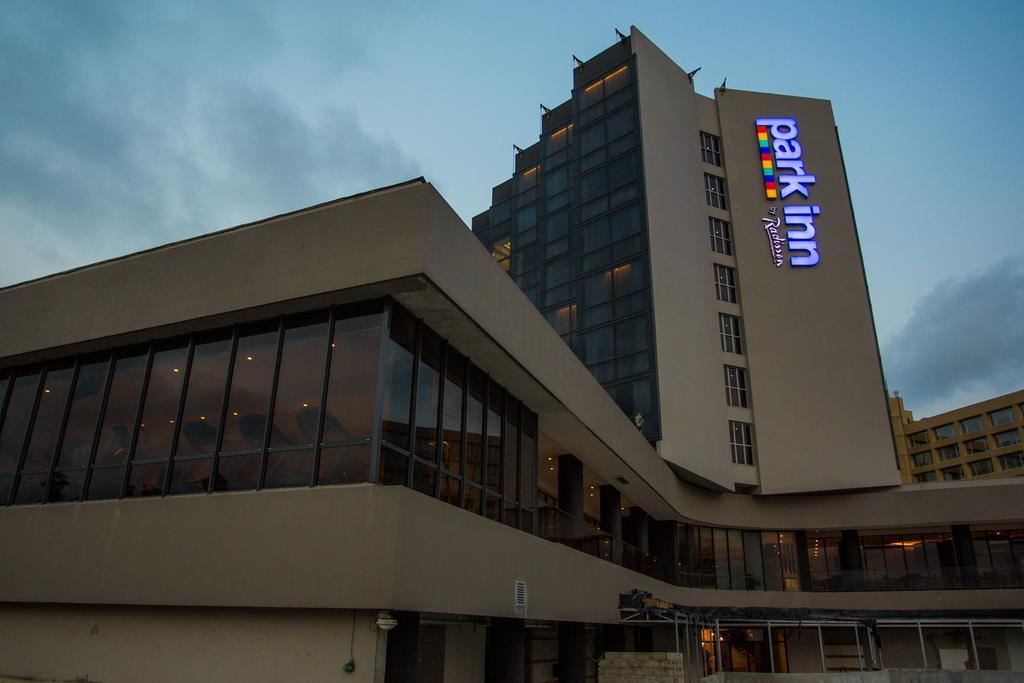 Park Inn By Radisson Libreville Buitenkant foto