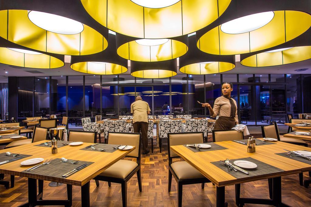 Park Inn By Radisson Libreville Buitenkant foto