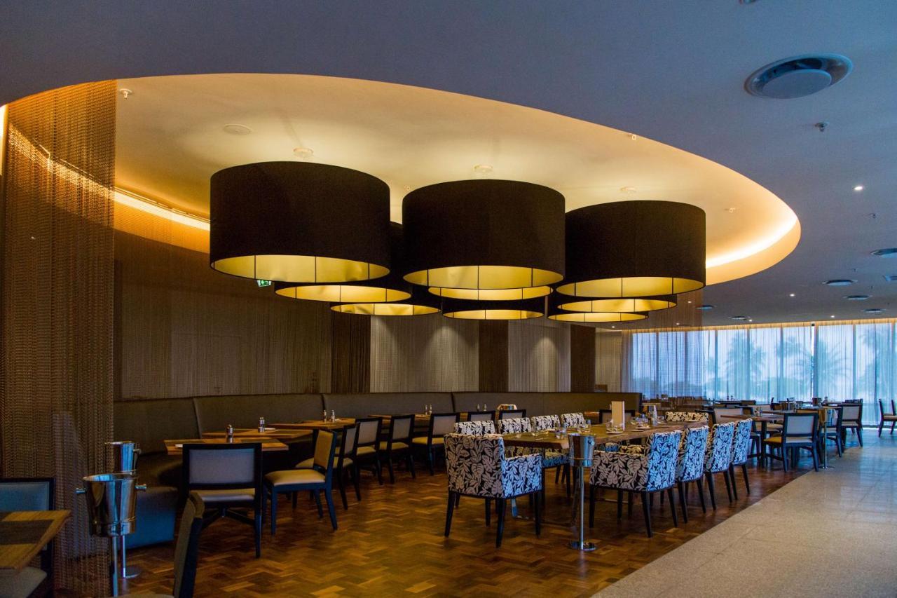 Park Inn By Radisson Libreville Buitenkant foto