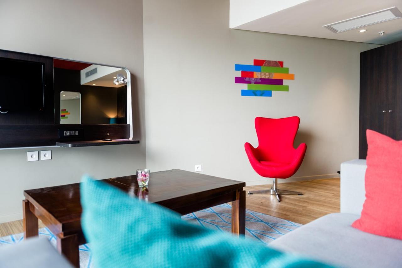 Park Inn By Radisson Libreville Buitenkant foto