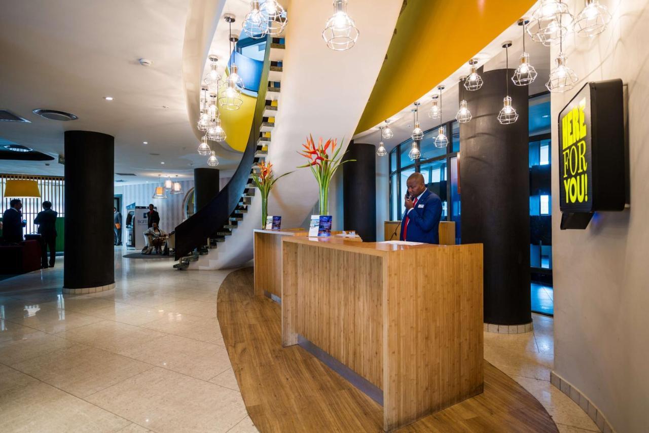 Park Inn By Radisson Libreville Buitenkant foto