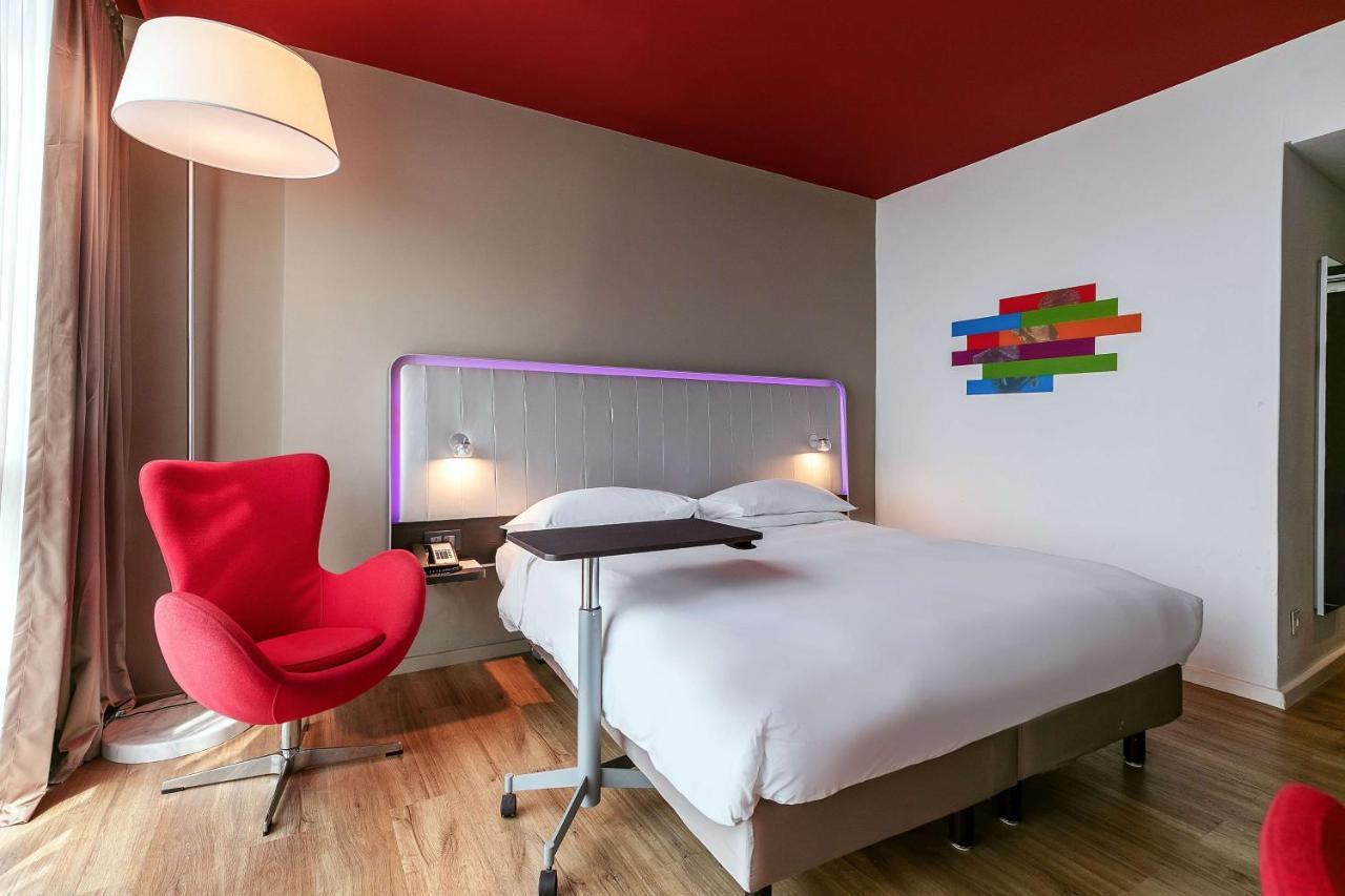 Park Inn By Radisson Libreville Buitenkant foto
